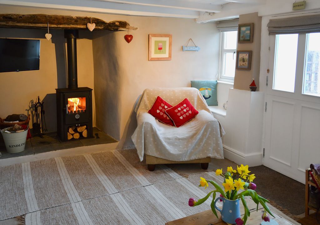 Coverack Cabin | 2 bedroom accommodation in Coverack, near Helston