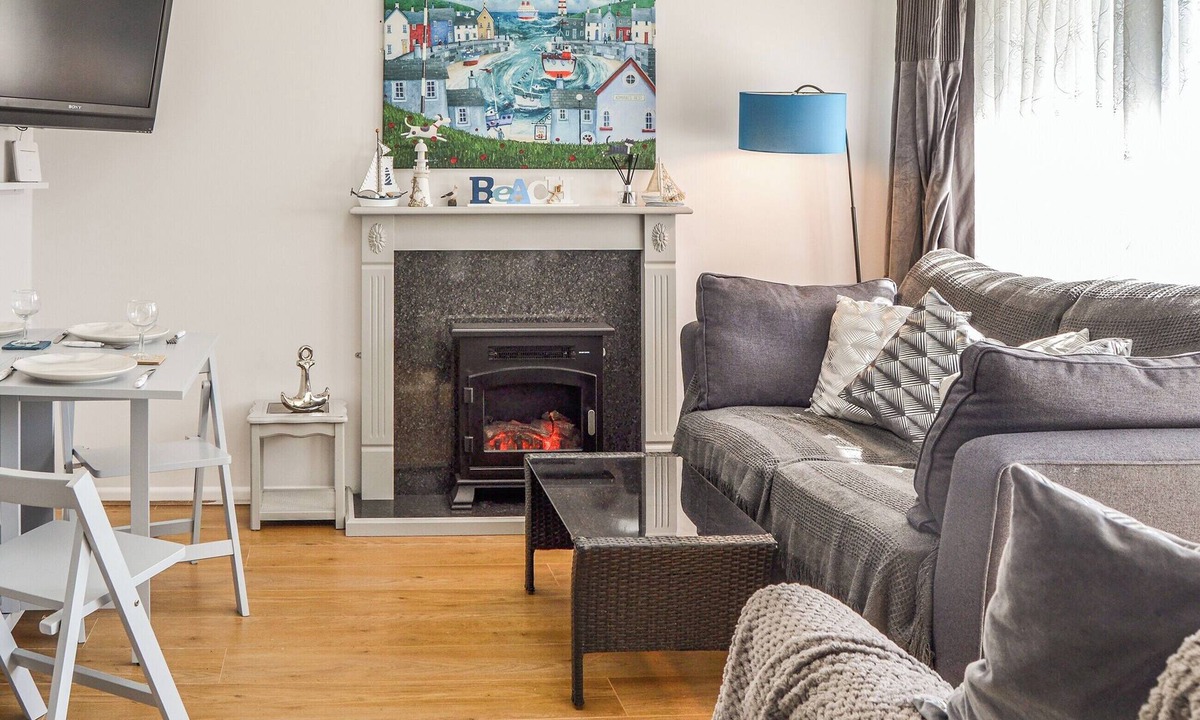 Great Yarmouth Cottage | 2 bedroom accommodation in Hemsby