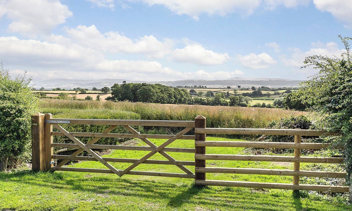 Craven Arms Cottage | 2 bedroom accommodation in Ludlow