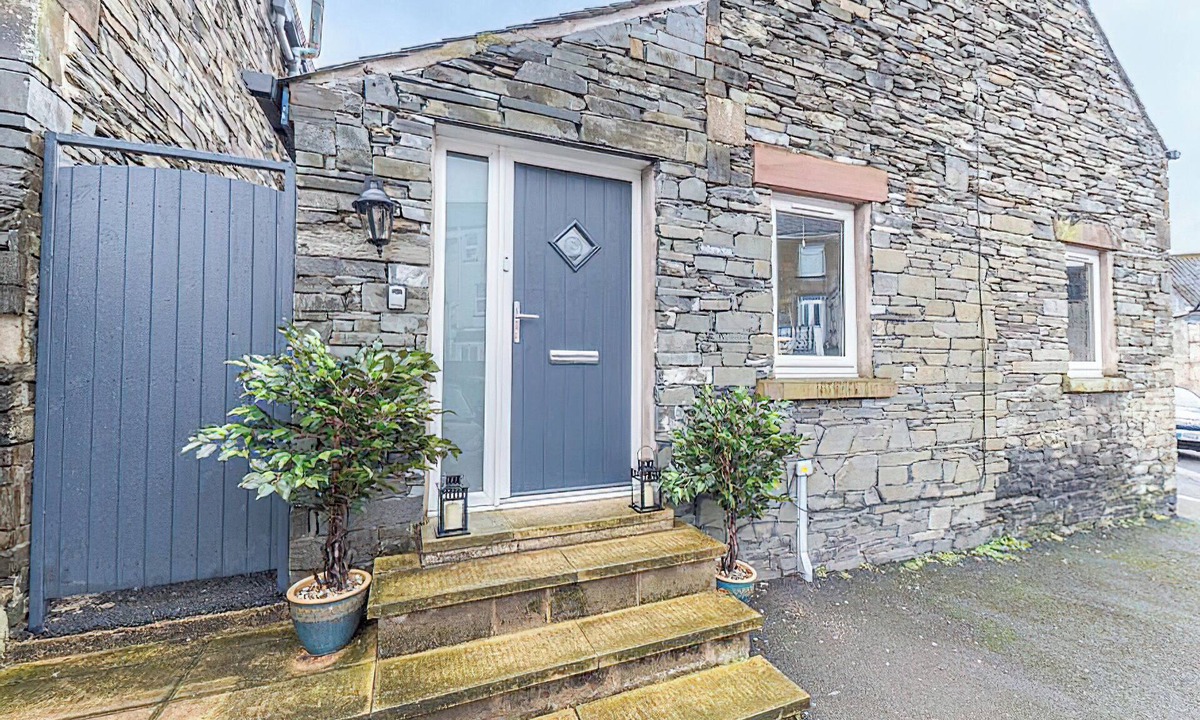 Millom Cottage | 2 bedroom accommodation in Millom, near Haverigg