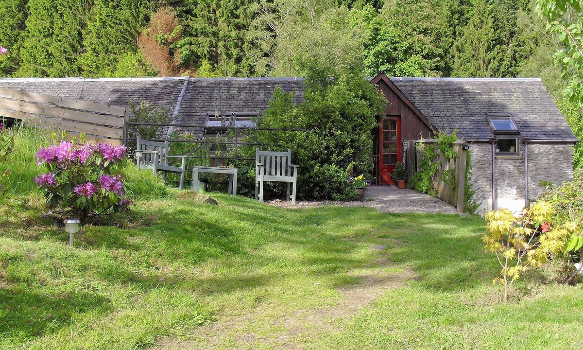 Murthly Cottage | 2 bedroom accommodation in Dunkeld, near Pitlochry