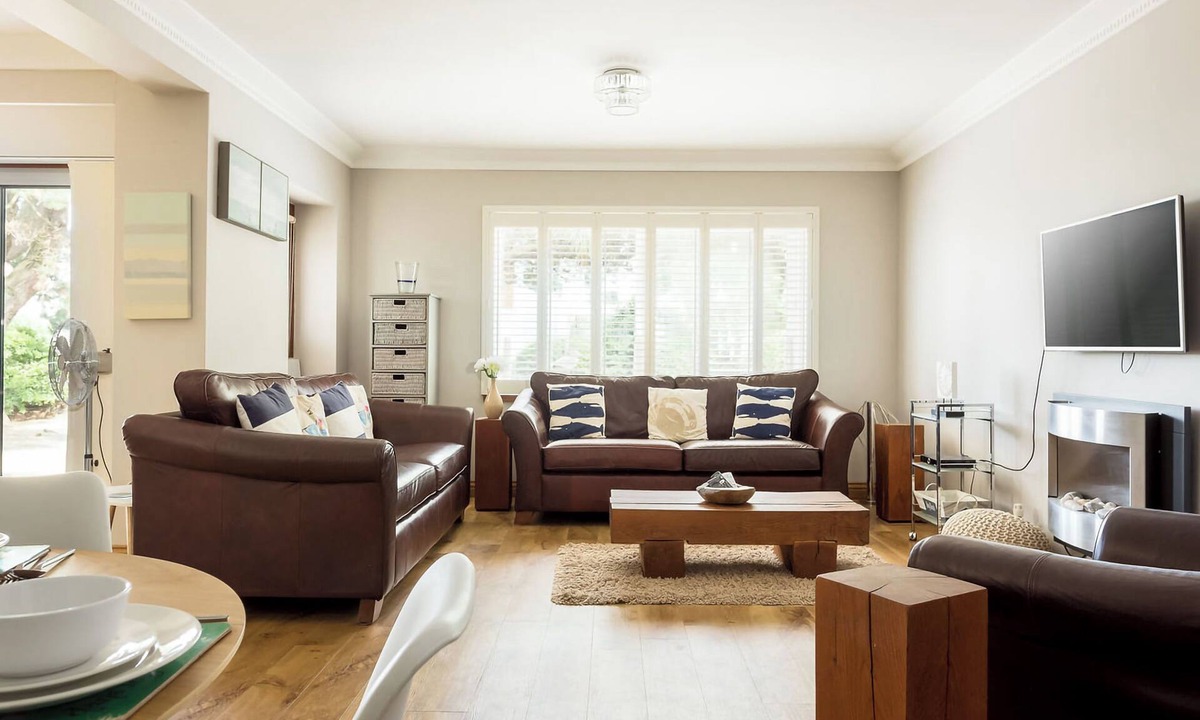 Sandbanks Cottage | 2 bedroom accommodation in Poole