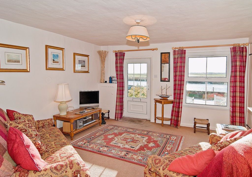 Reedham House | 2 bedroom accommodation in Reedham