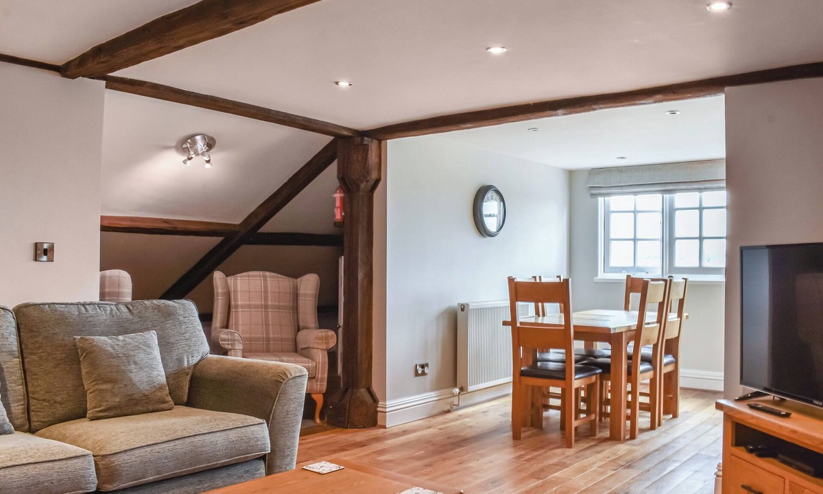 West Cliff Cottage | 2 bedroom accommodation in Whitby