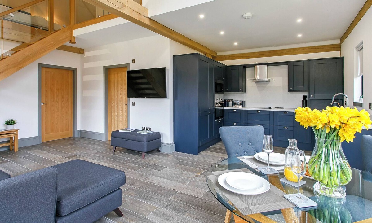 Annbank Ski Chalet | 2 bedroom accommodation in Annbank, Ayr