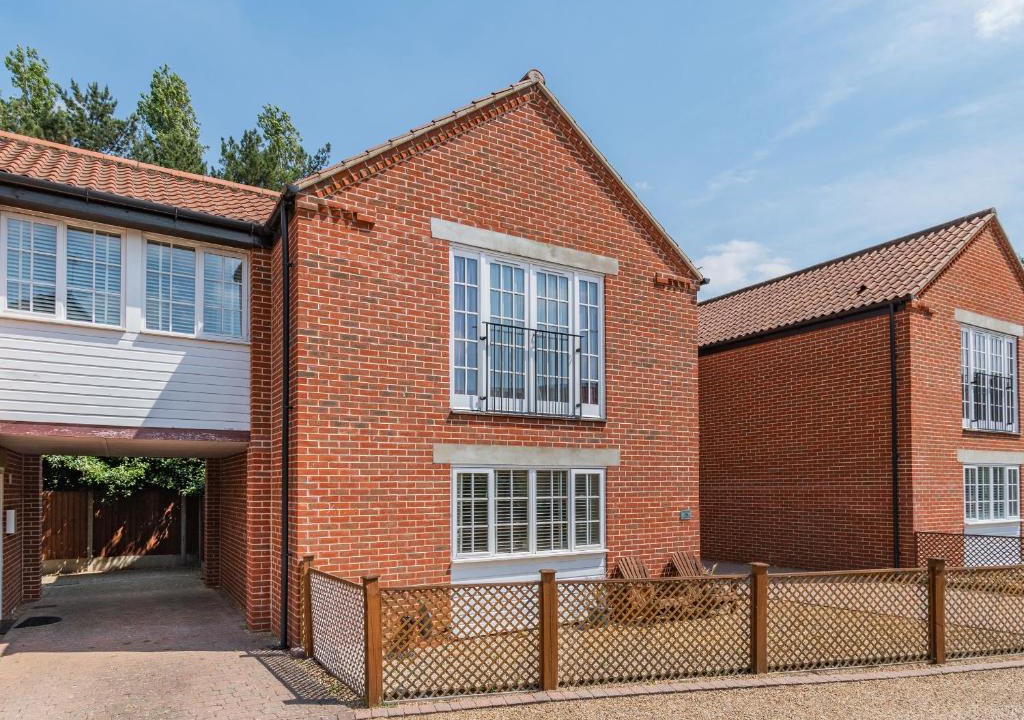 Stalham House | 26 Burtons Mill
