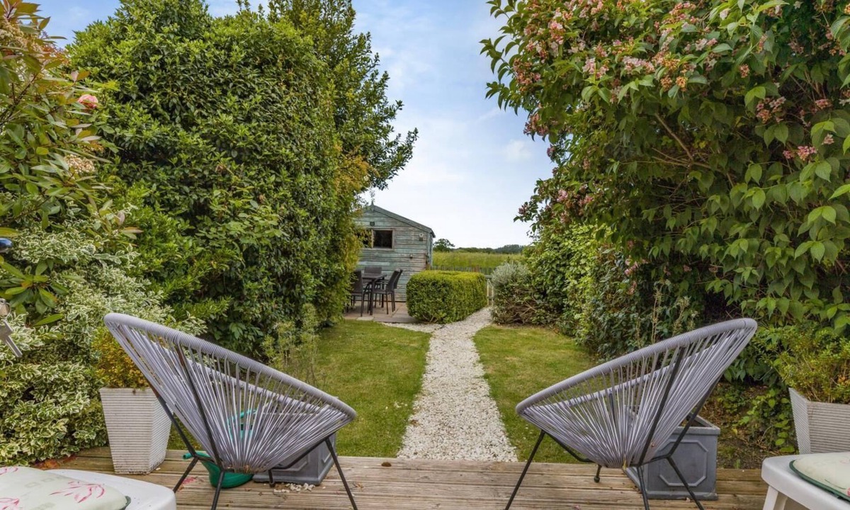 Aldborough Cottage | 3 Bed in Baconsthorpe (oc-s32338)