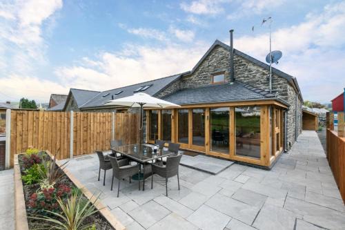 Llanycil House | 3 Bed in Bala oc-bow69