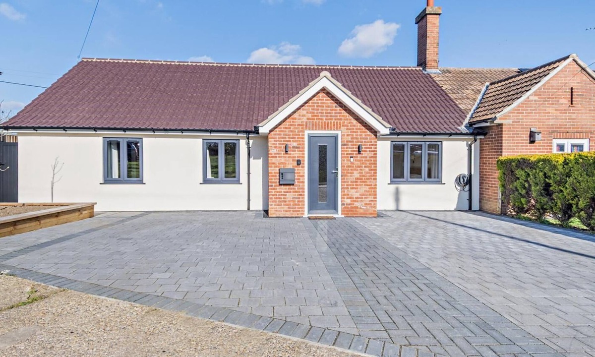 Blythburgh House | 3 Bed in Blythburgh (oc-m30887)