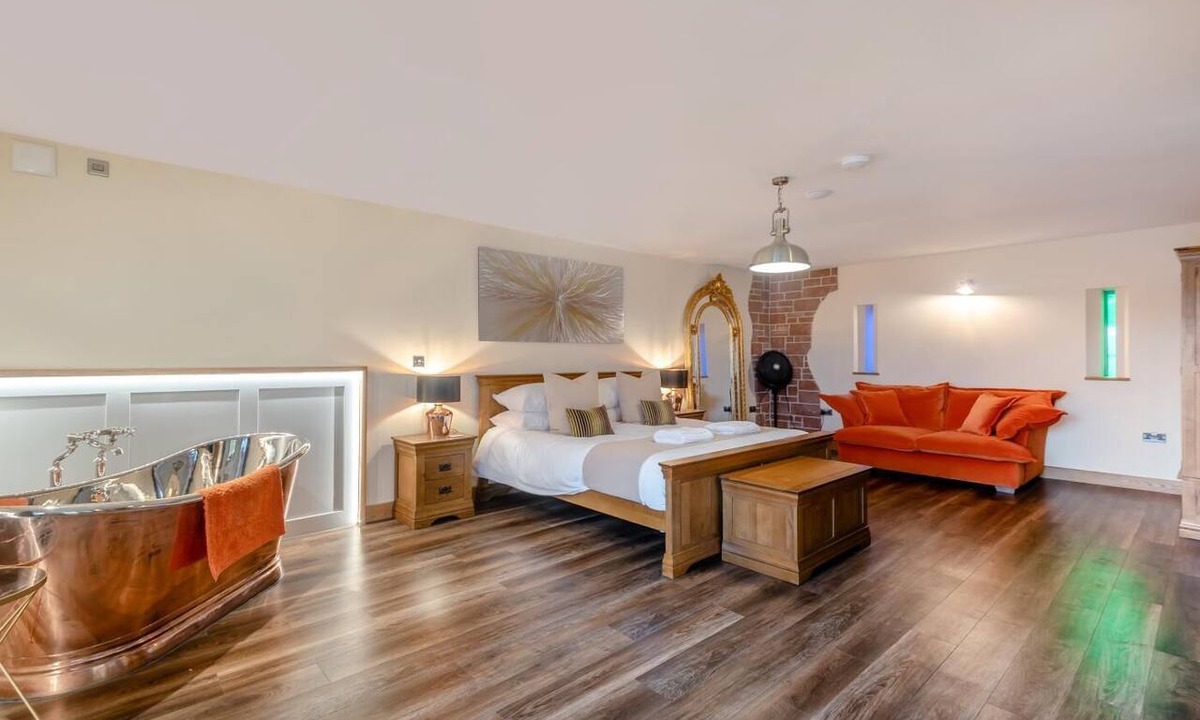 Wing Other | 3 Bed in Brampton (oc-p34636)
