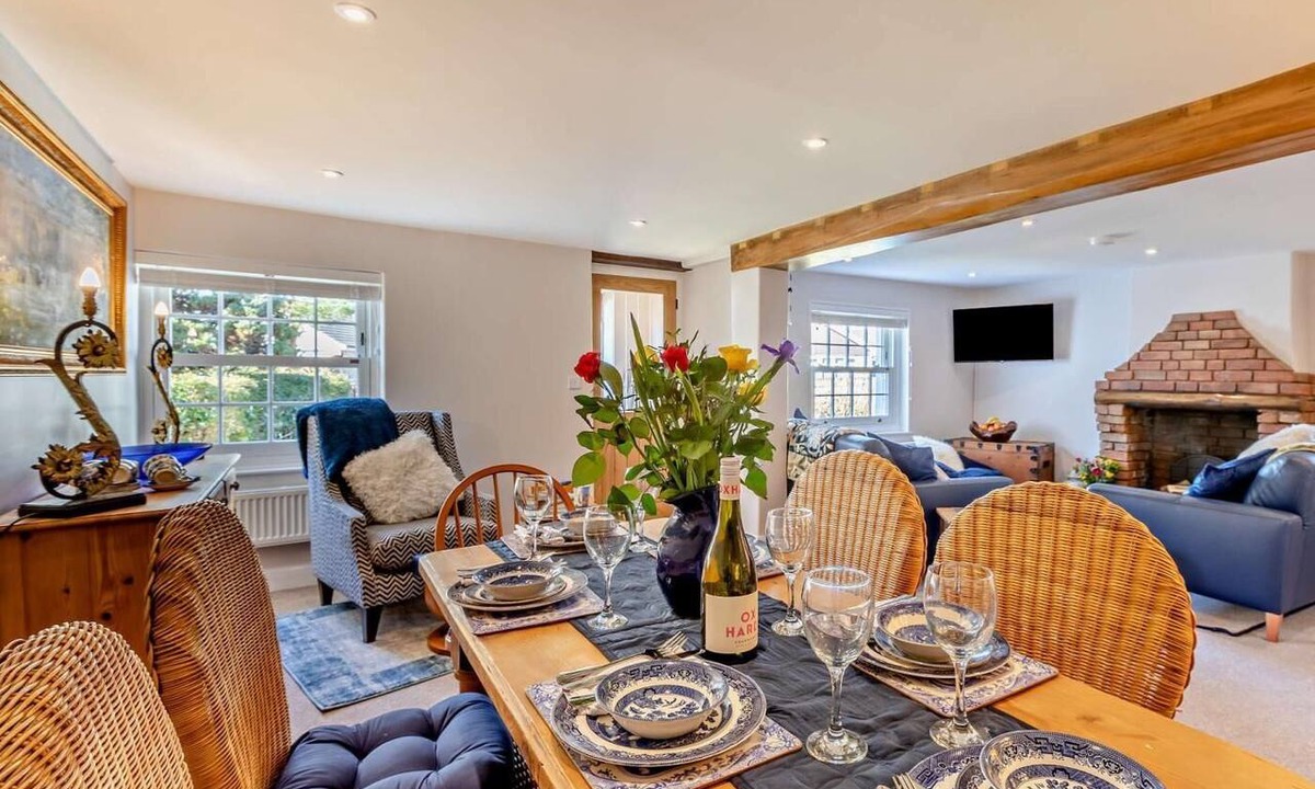 East Brent Cottage | 3 Bed in Highbridge (oc-95967)
