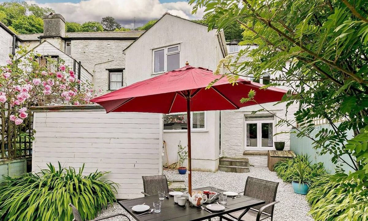 Polperro Cottage | 3 Bed in Looe (oc-92273)