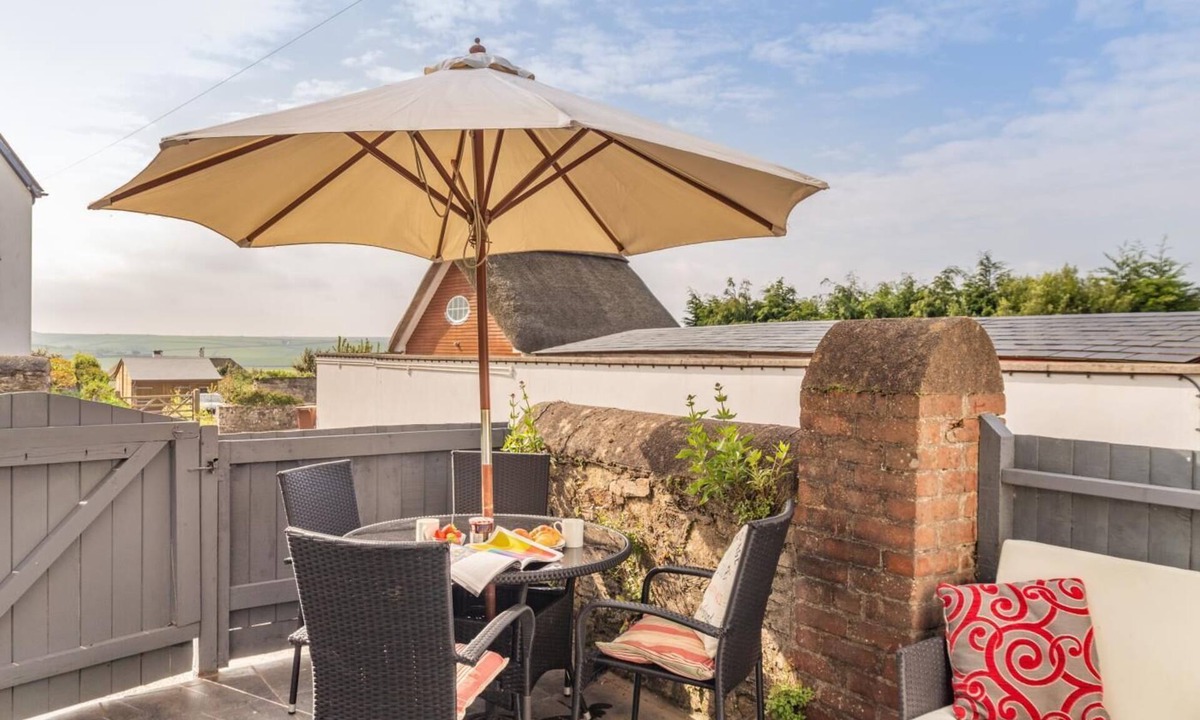 Thurlestone Cottage | 3 Bed in Thurlestone (oc-h30263)