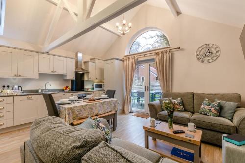 Wilberfoss House | 3 Bed in Wilberfoss oc-t30301