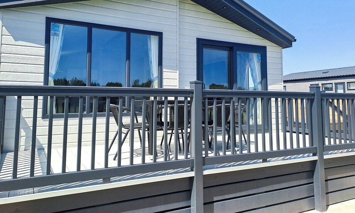 Addlethorpe Cabin | 3 bedroom accommodation in Addlethorpe