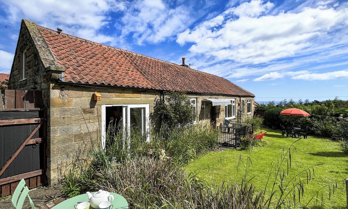 Briggswath Cottage | 3 bedroom accommodation in Dunsley, near Sandsend