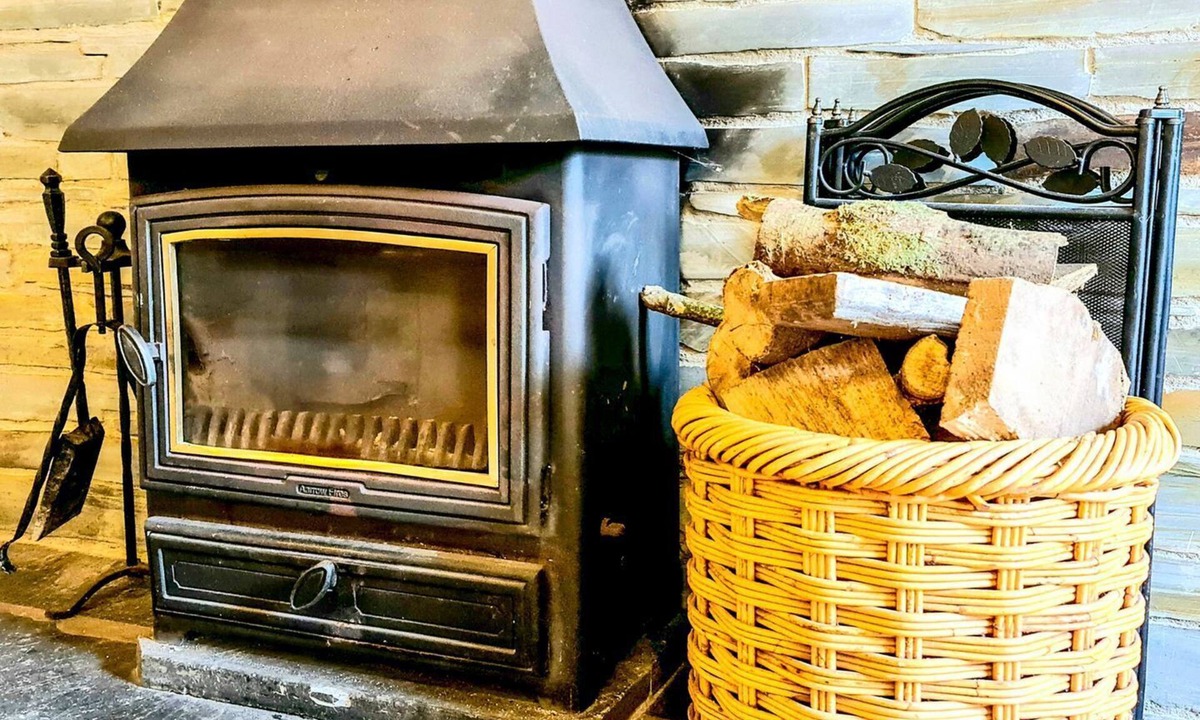 Fivelanes Cottage | 3 bedroom accommodation in Launceston