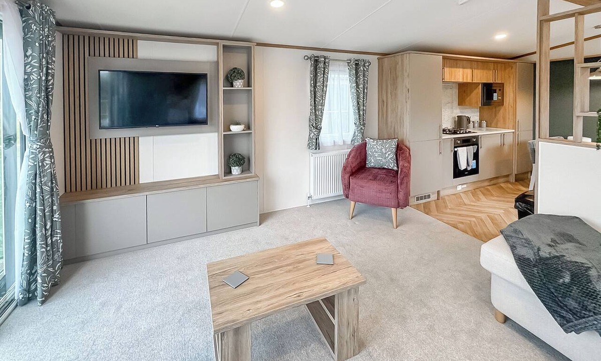 Congleton Ski Chalet | 3 bedroom accommodation in Eaton, Congleton
