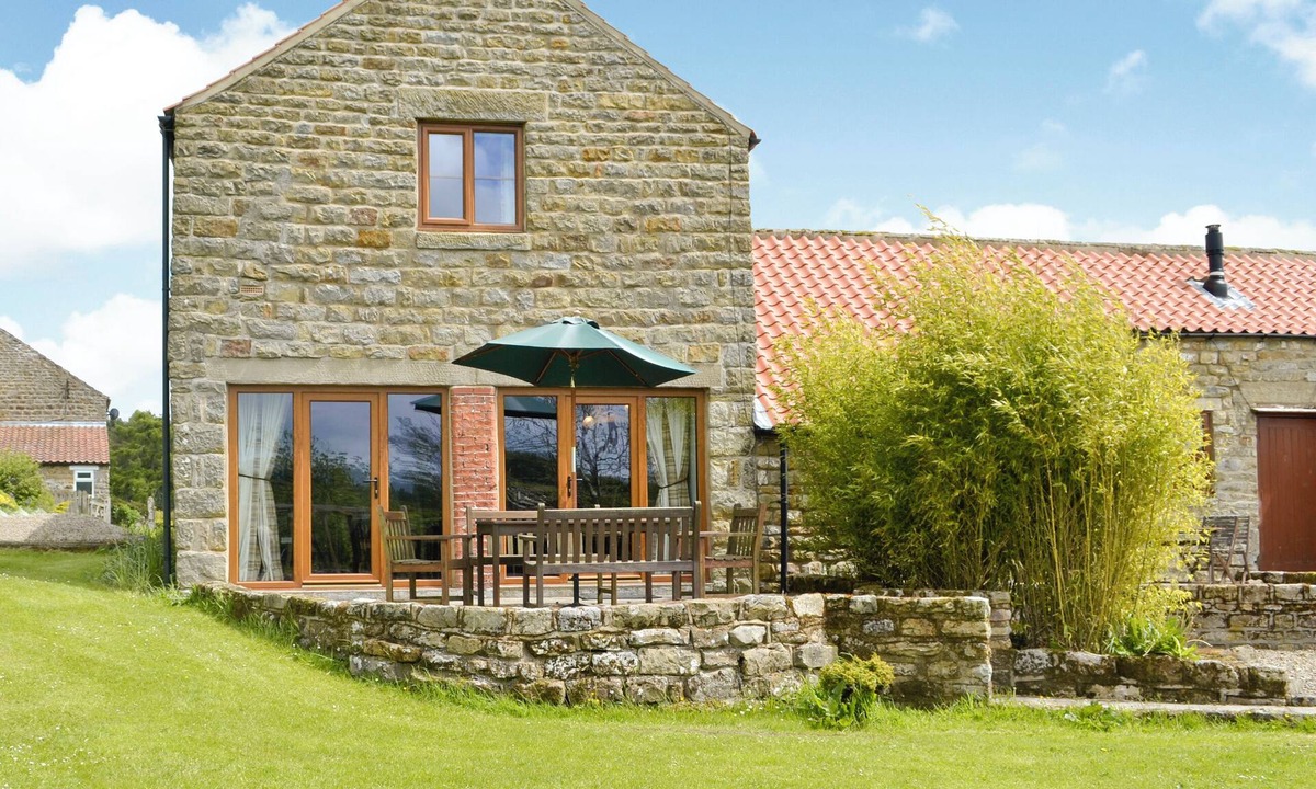 Pickering Cottage | 3 bedroom accommodation in Stape, near Pickering