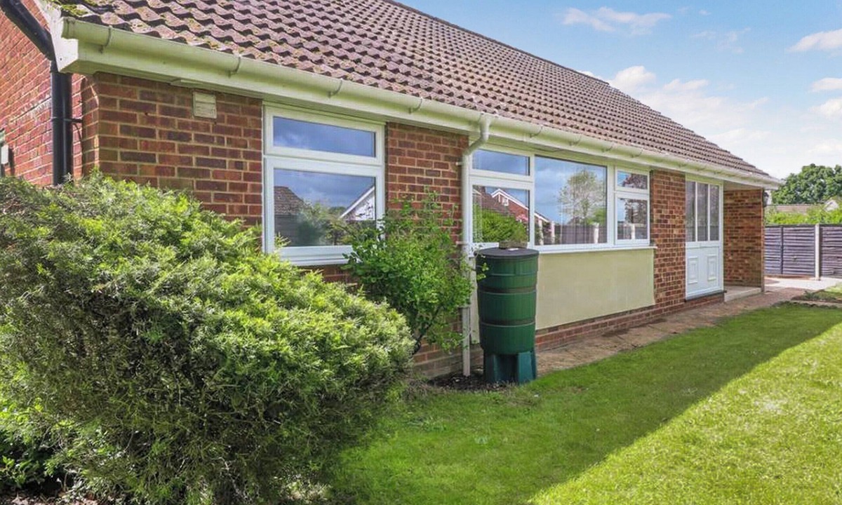 Norwich Cottage | 3 bedroom accommodation in Blofield