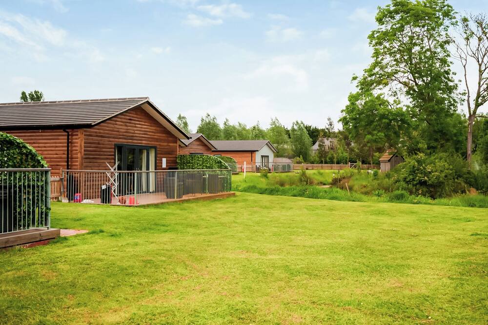 Flaxton Ski Chalet | 3 bedroom accommodation in Flaxton