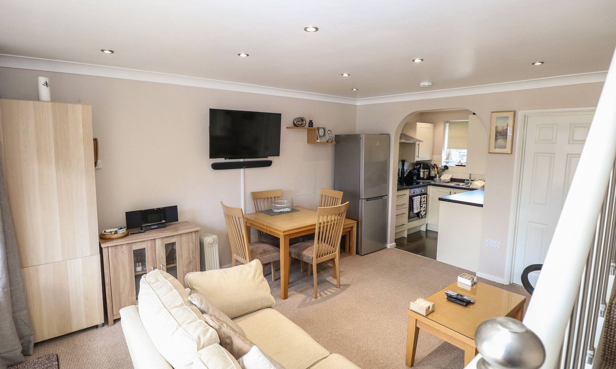 Corton Cottage | 30 The Waterside Holiday Park