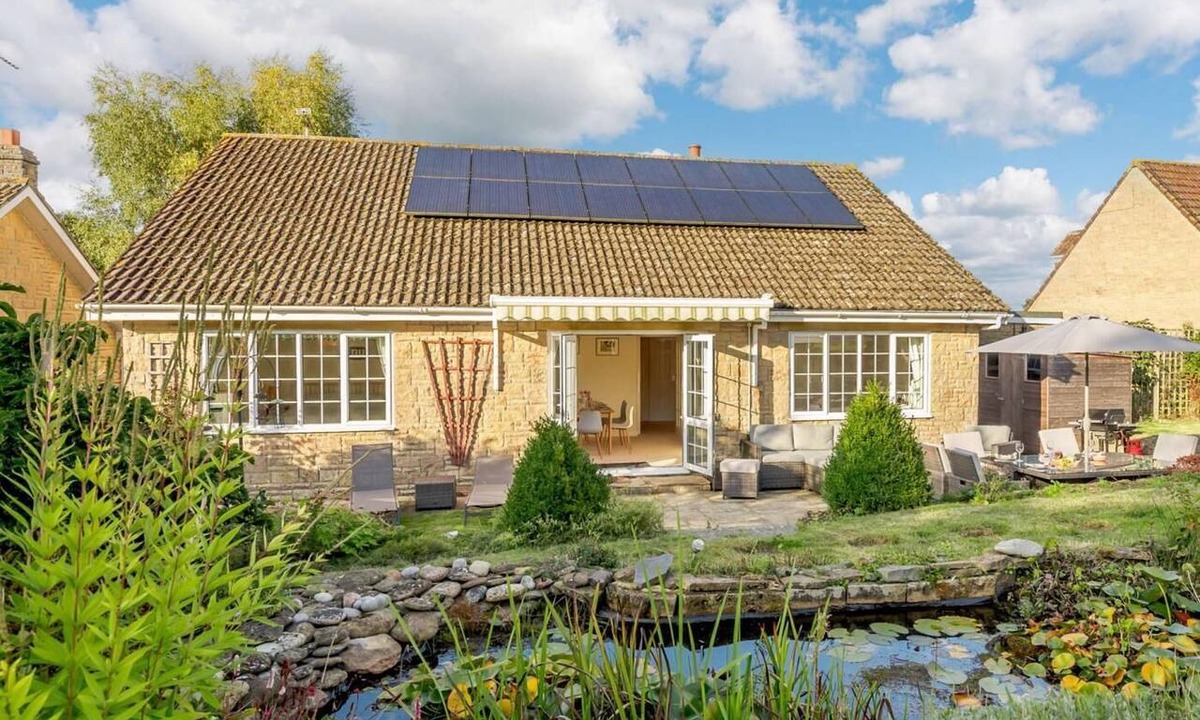 Corscombe Cottage | 4 Bed in Dorchester (oc-89788)
