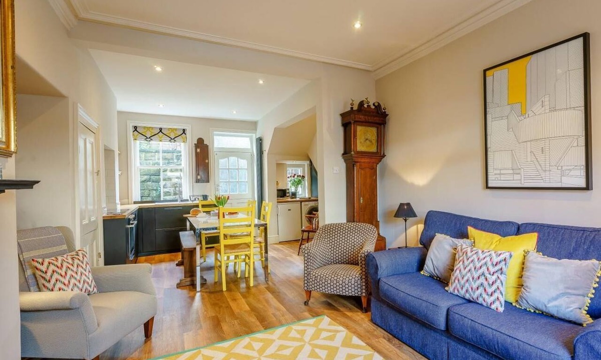 Harrogate Cottage | 4 Bed in Harrogate (oc-73424)