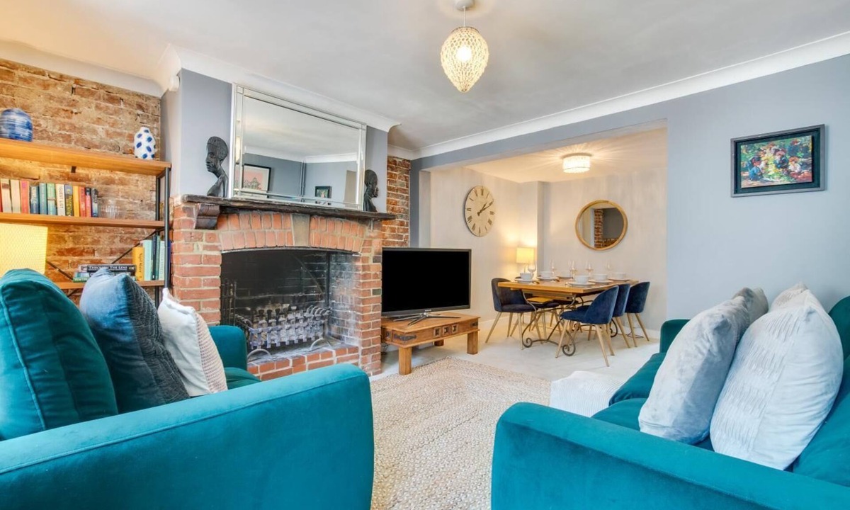 Rottingdean Cottage | 4 Bed in Rottingdean (oc-bbrott)