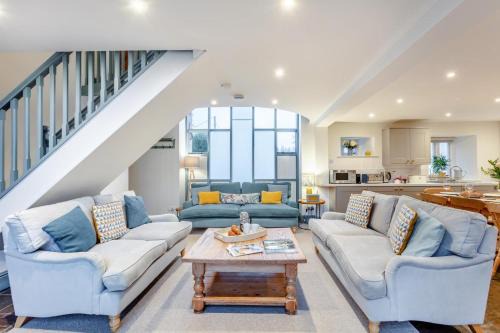 Shebbear House | 4 Bed in Shebbear oc-w33730
