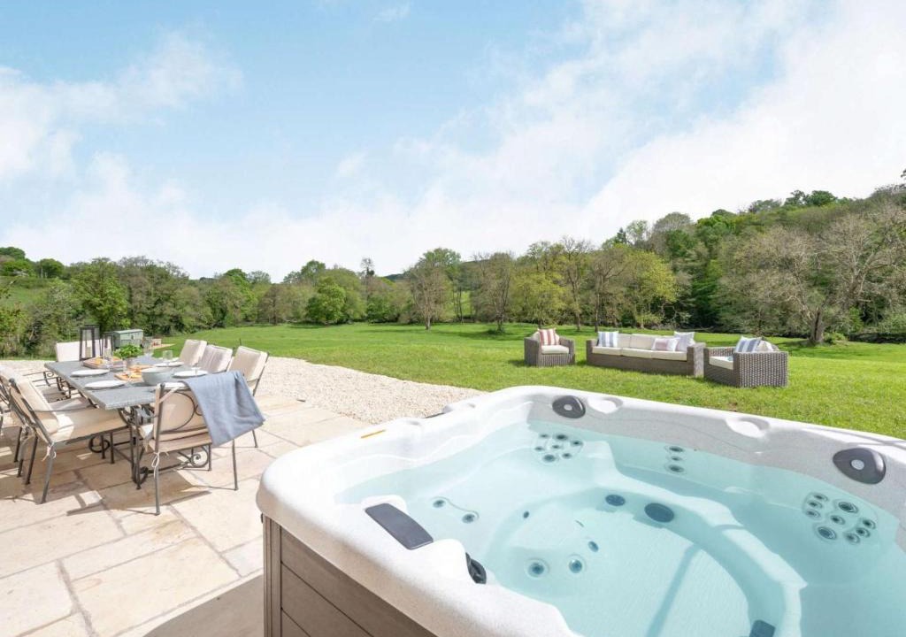 Acrefair House | 4 Bed in Wrexham oc-87675