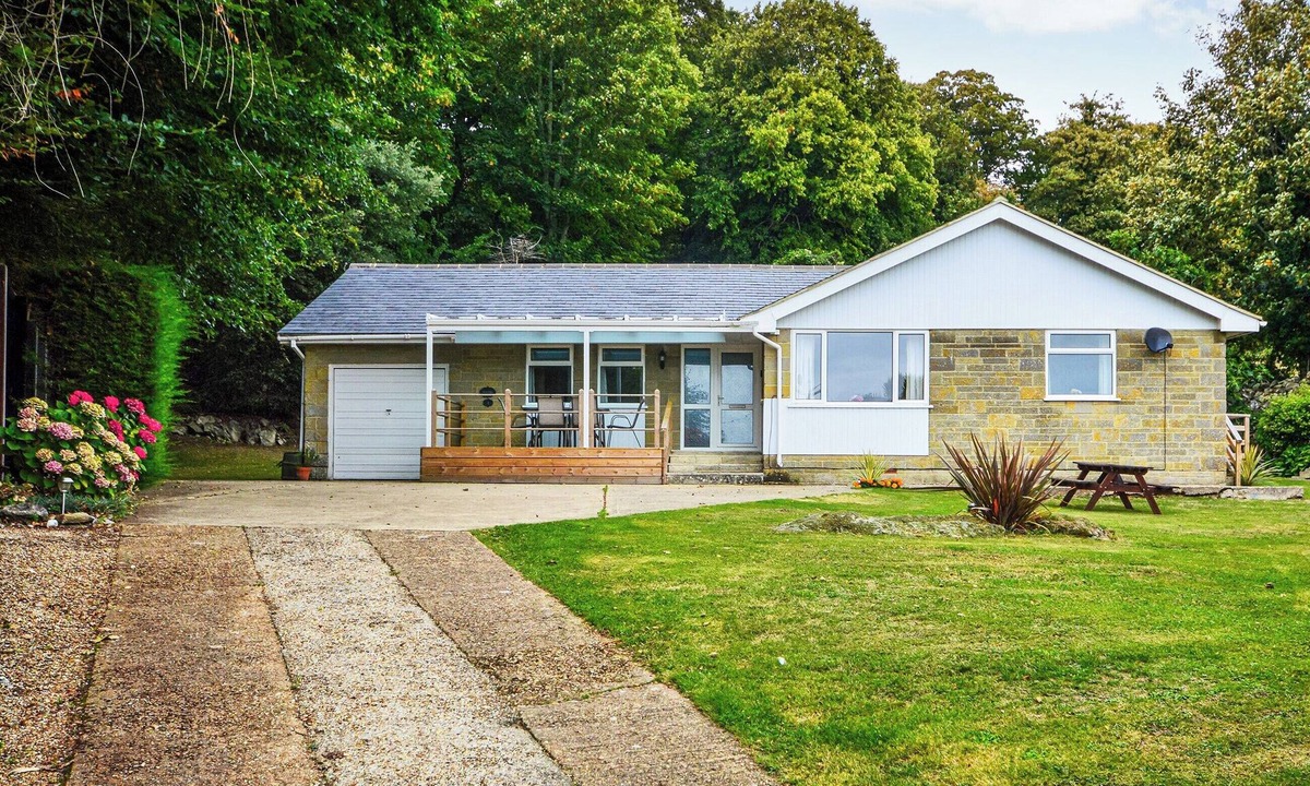 Ventnor Cottage | 4 bedroom accommodation in St Lawrence