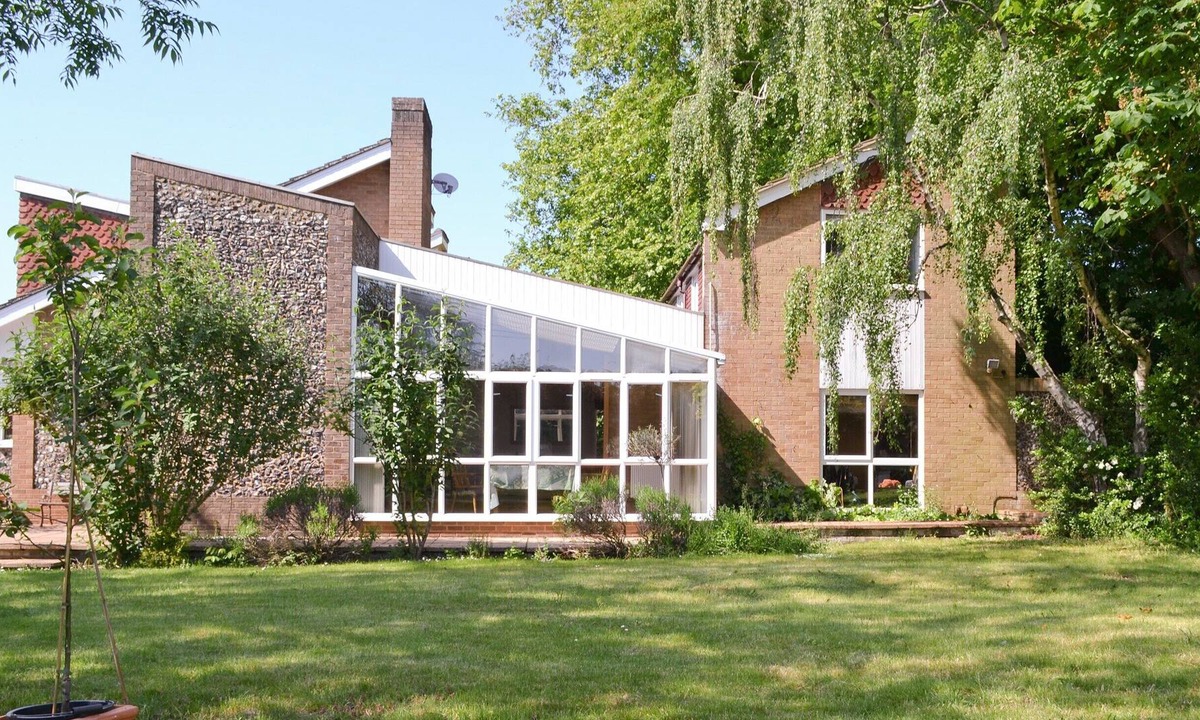 Lakenheath Cottage | 4 bedroom accommodation in Lakenheath