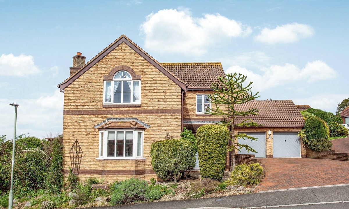 Teignmouth Cottage | 4 bedroom accommodation in Teignmouth