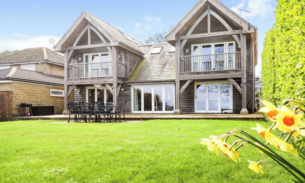 Bembridge Cottage | 4 bedroom accommodation in Bembridge