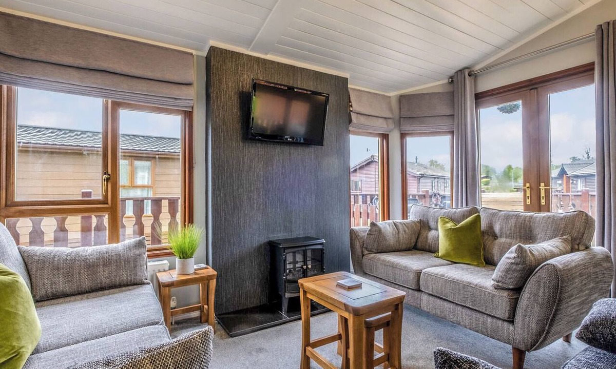 Carnforth Ski Chalet | 4 bedroom accommodation in Carnforth