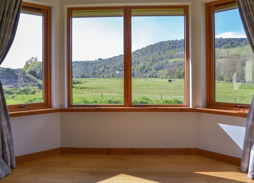 Drumnadrochit Cottage | 4 bedroom accommodation in Drumnadrochit, near Inverness