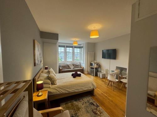 Exeter House | 4 Spicer Road