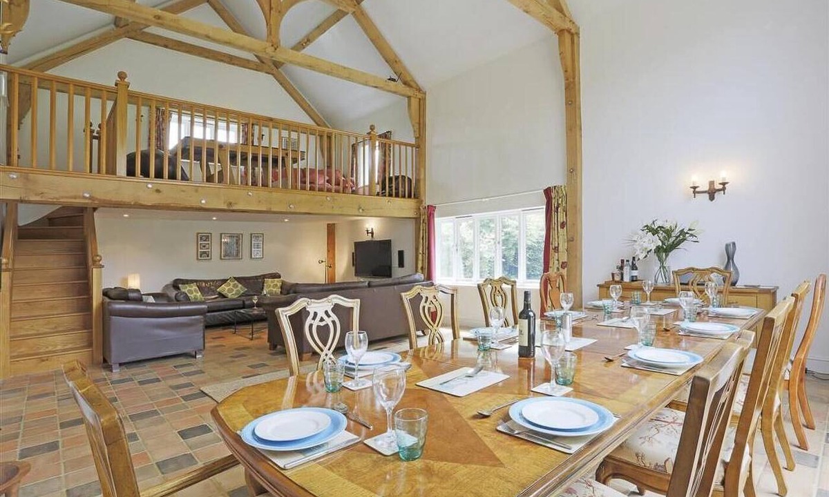 Sotherton Cottage | 5 Bed in Beccles (oc-ksf)