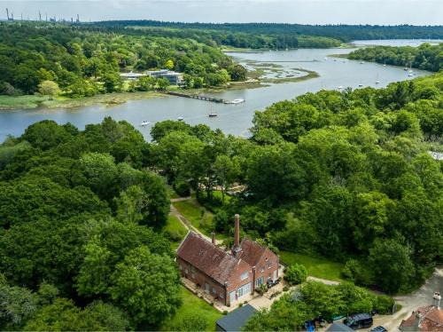 New Forest District House | 5 Bed in Brockenhurst oc-52729