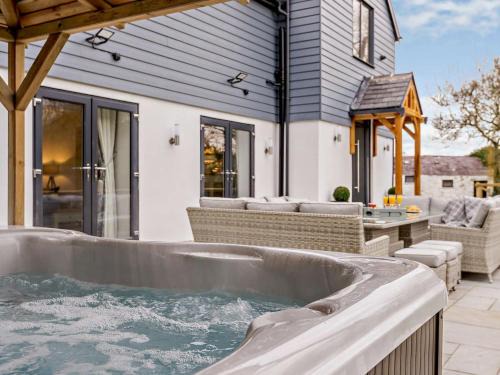 Bont Newydd House | 5 Bed in Caernarfon oc-80729