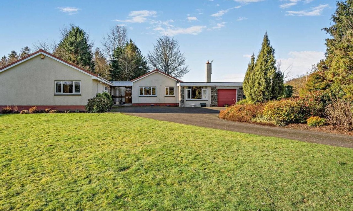 Cupar Cottage | 5 Bed in Cupar (oc-85660)