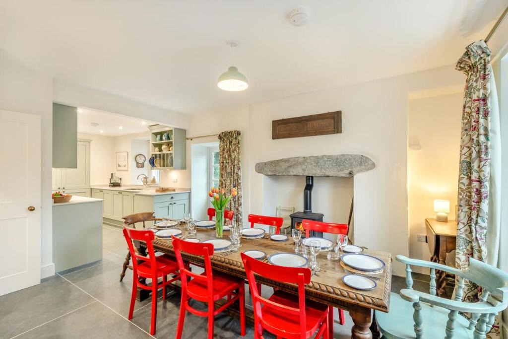 Ulpha House | 5 Bed in Ulpha oc-b32731