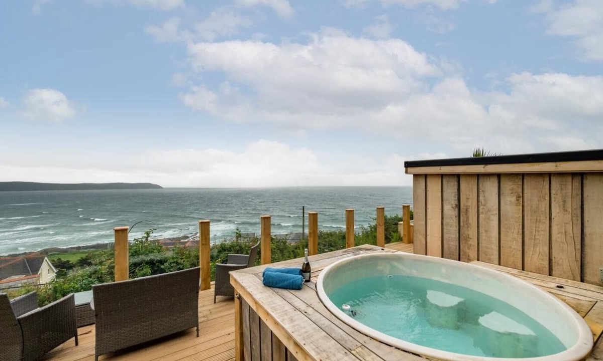 Mortehoe Cottage | 5 Bed in Woolacombe (oc-alba12)