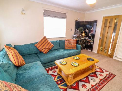 Wisbech House | 5 Overstone Drive