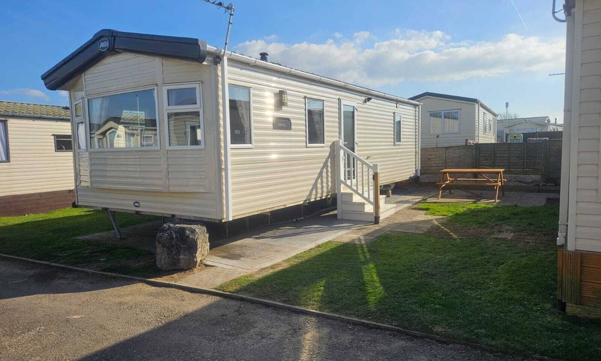 Brean House | 6 Berth caravan with direct beach access