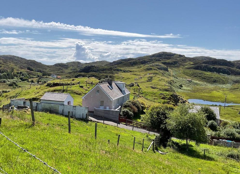 Lewis and Harris House | 6 Calbost