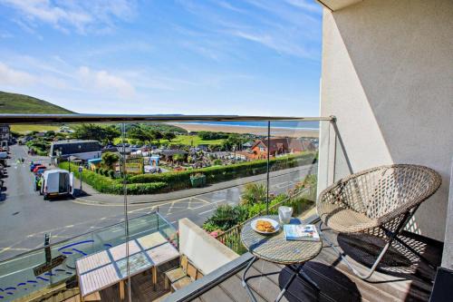 Mortehoe Apartment | 6 Woolacombe West - Luxury Apartment at Byron Woolacombe, only 4 minute walk to Woolacombe Beach!