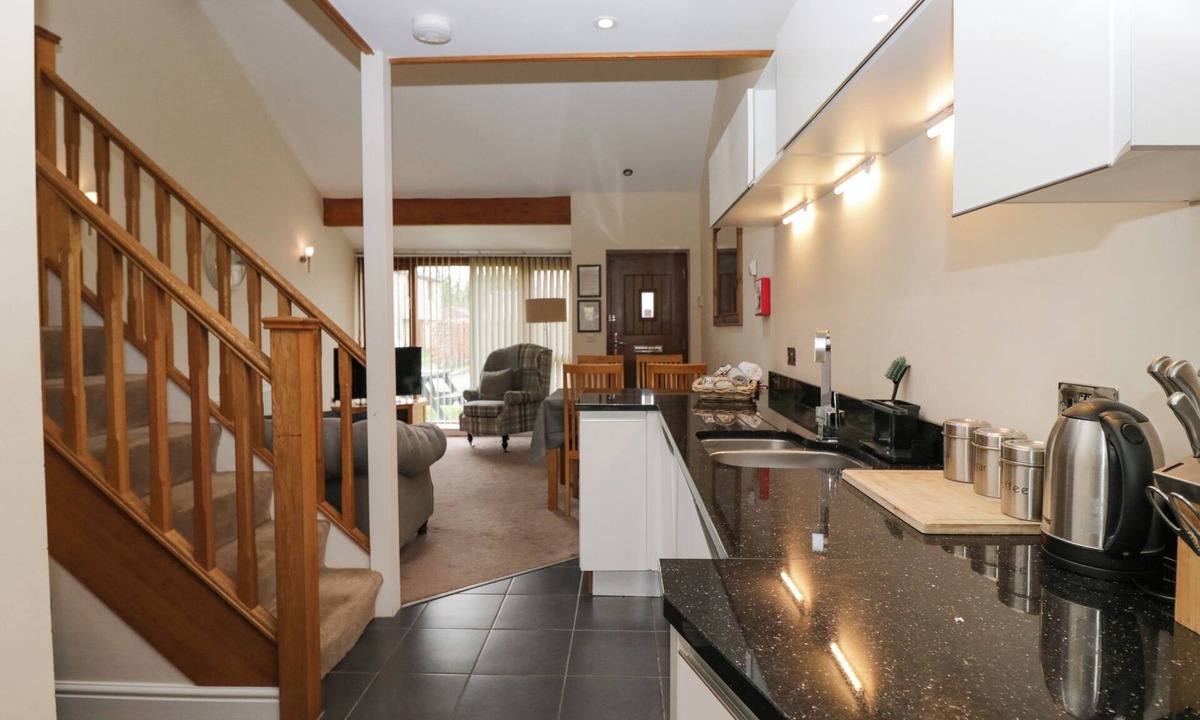 Tewitfield Cottage | 7 Sandpiper