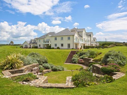 Thurlestone House | 8 Thurlestone Beach